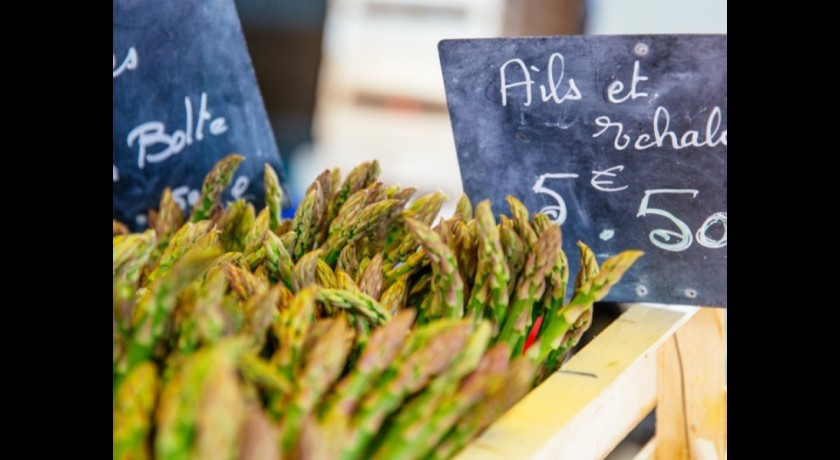 Marché De Captieux Le Lundi Captieux Captieux église Lundi Matin Région ...