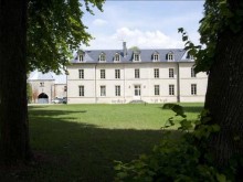 Résidence Hôtelière Du Château De Lazenay