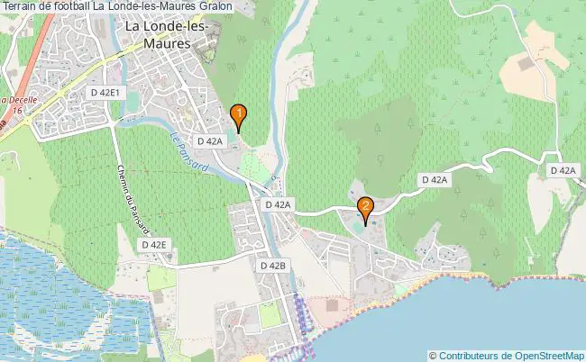 plan Terrain de football La Londe-les-Maures : 2 équipements