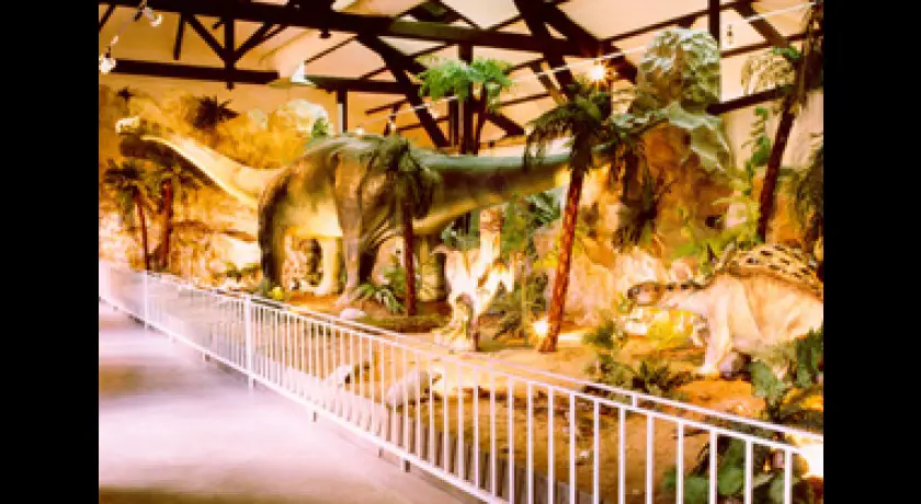 Le musée des dinosaures, Dinosauria