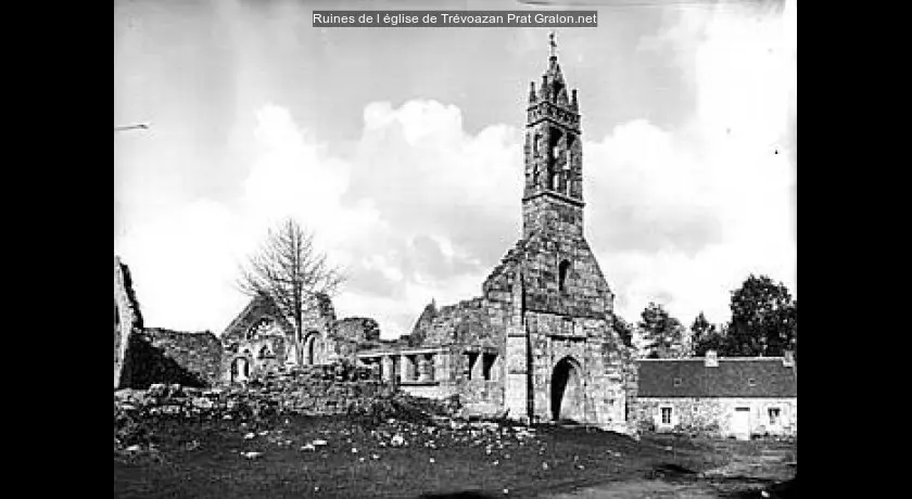 Ruines de l'église de Trévoazan