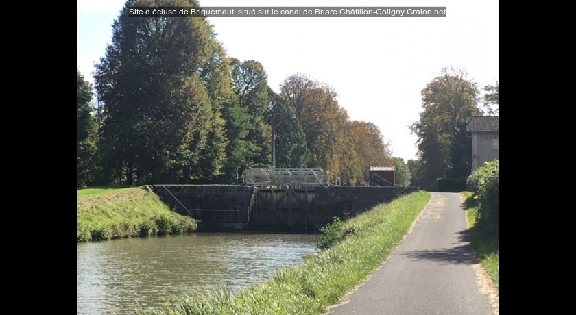 Site d'écluse de Briquemaut, situé sur le canal de Briare